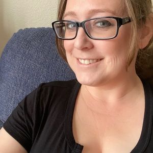 Meet your Posher, Jenni